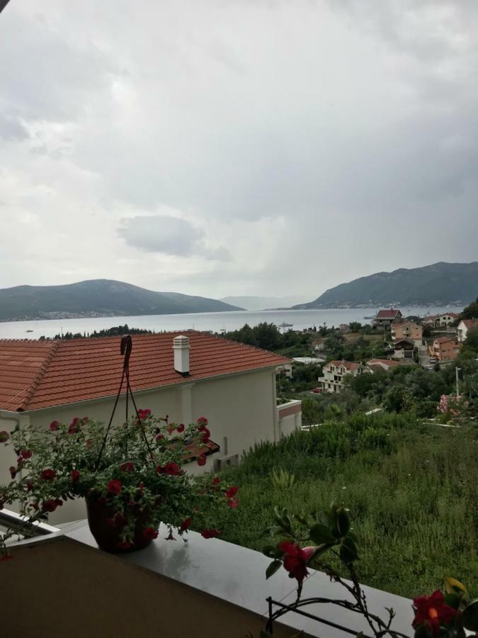 Id Apartments Τίβατ Εξωτερικό φωτογραφία