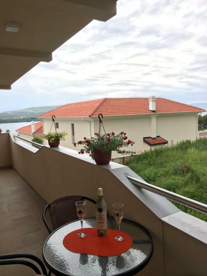 Id Apartments Τίβατ Εξωτερικό φωτογραφία