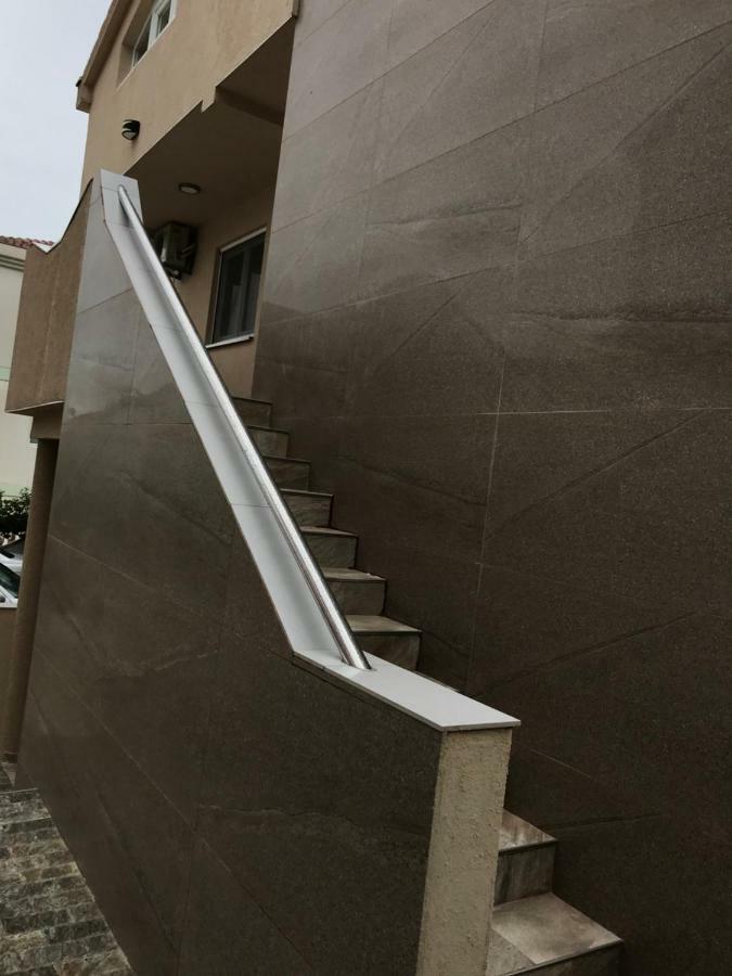 Id Apartments Τίβατ Εξωτερικό φωτογραφία