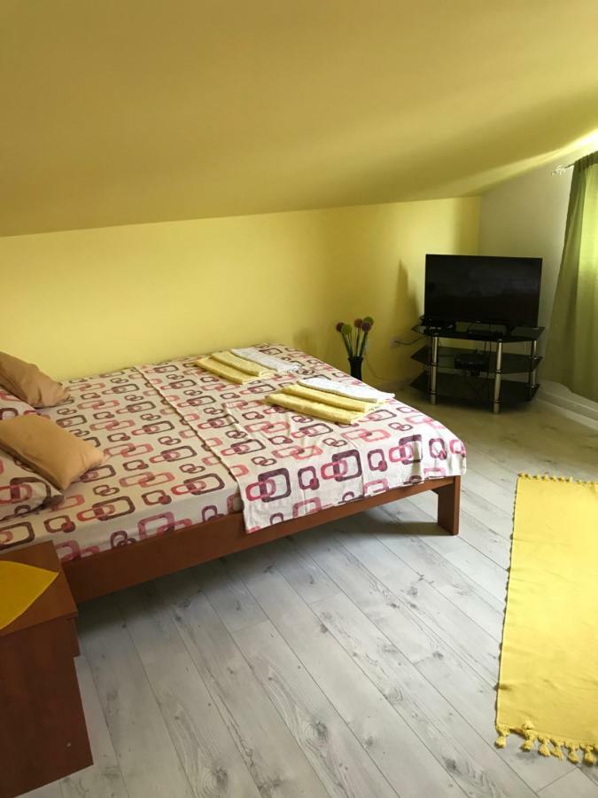 Id Apartments Τίβατ Εξωτερικό φωτογραφία