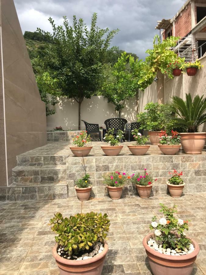 Id Apartments Τίβατ Εξωτερικό φωτογραφία